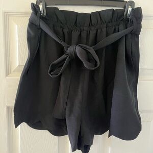 Bluivy Black Paperbag Shorts